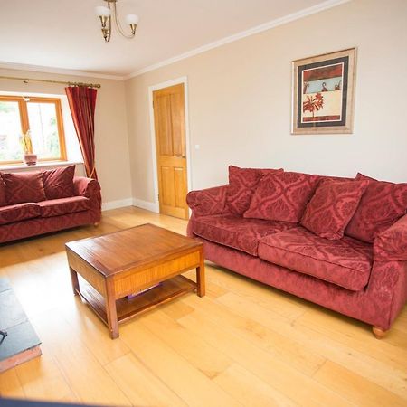 Decoy Country Cottages Navan Eksteriør bilde