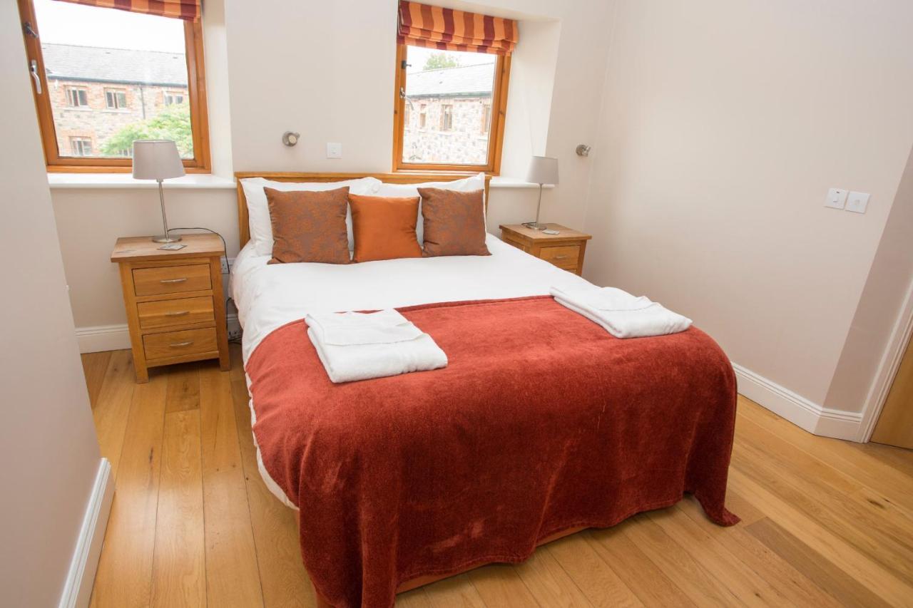 Decoy Country Cottages Navan Eksteriør bilde